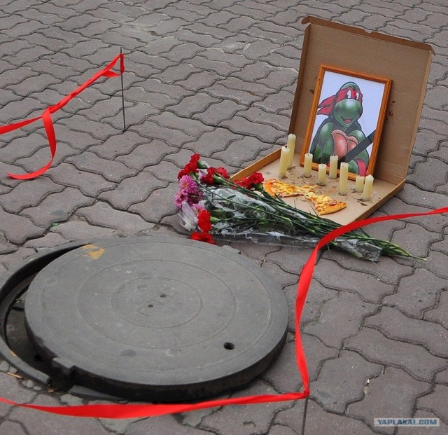 Школьник бросил петарду в люк