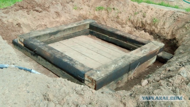 Психанул. Дачный сортир «king size»