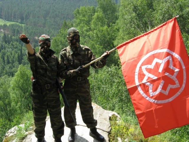 Неонацисты там повсюду