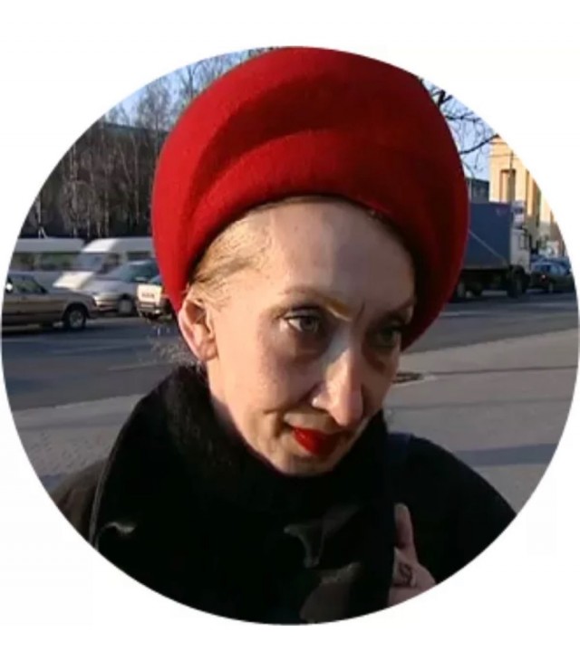 А давайте послушаем женщин, что они сами говорят про свою верность. Но только не мужчинам, а друг другу