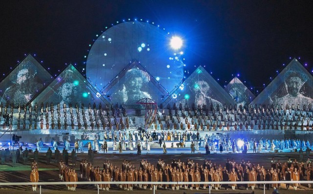 В Киргизии артистам запретили петь под фонограмму