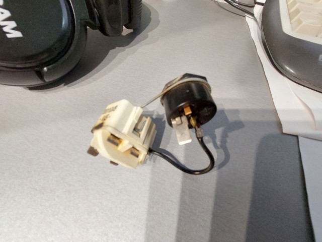 Вопрос про холодильник Stinol к всемогущему ЯПу