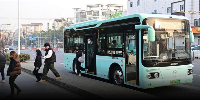 В Шанхае новый тип транспорта - автобус, маршрут которого определяют сами пассажиры