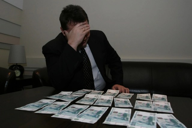 в России на треть выросло число преступлений, связанных с дачей взяток