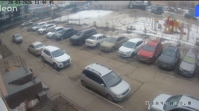 А вы обращали внимание на снег?