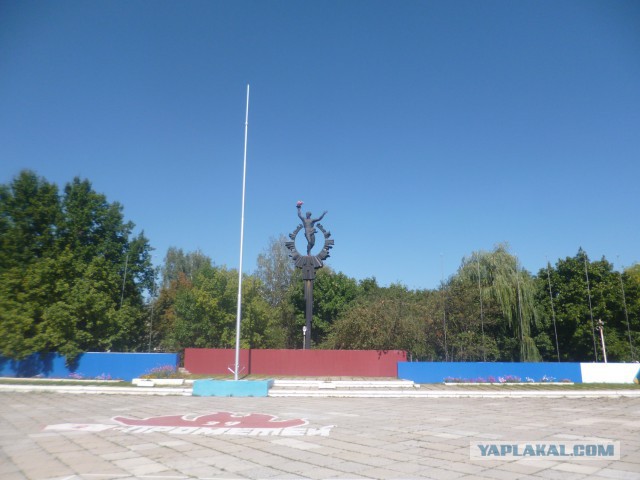 Река Воронеж, странная машина и "брошеный пионерлагерь"