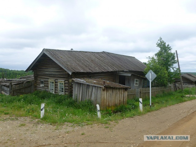 Вот и ещё одна деревушка умерла...