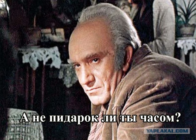 Кировский депутат-"красавчик" Павел Валенчук, который написал заяву из-за мема в ВК, ответил хейтерам