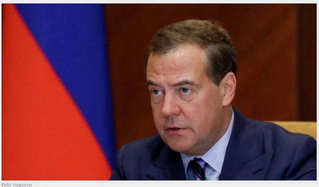 Медведев назвал «нацистской хренью» слова премьера Эстонии о запрете виз для россиян