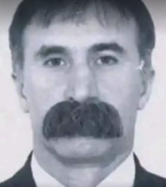 Не усики, а пропуск в Босфор: Турецкий политик отрастил кусты на лице и стал героем соцсетей