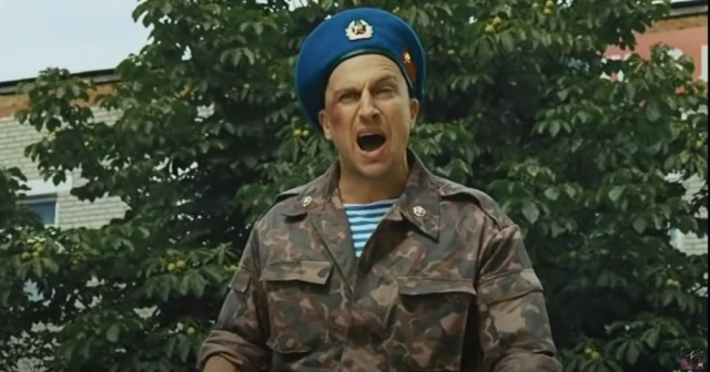 Перевернул байдарку
