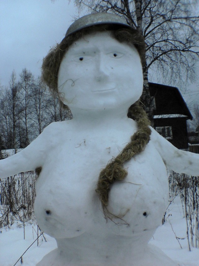 Снеговики - модели 2010-11 года ))