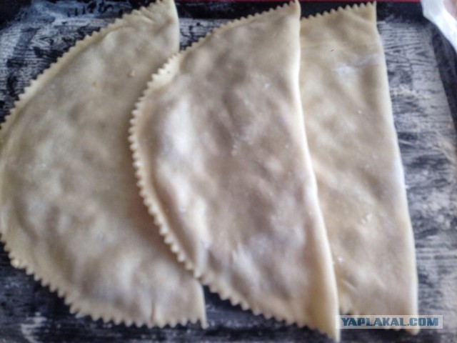 Чебуреки от Пчёлы