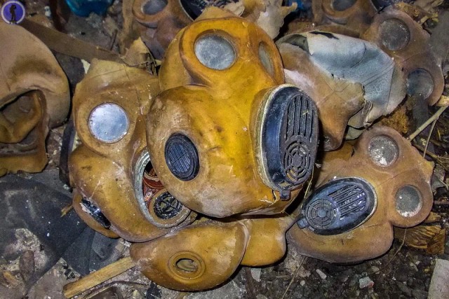 Заброшенный ракетный арсенал бывшего военного аэродрома "Кулон" в Переяславке