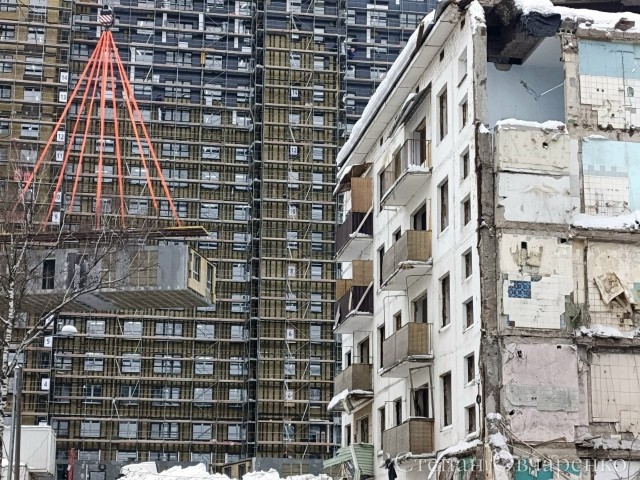Многоквартирный дом за 6 месяцев