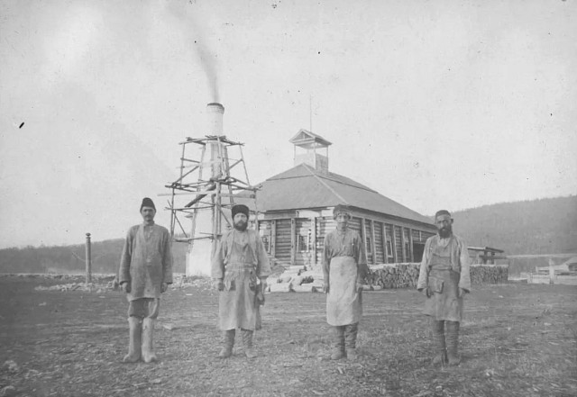 Посёлок Осетрово и Посёлок Усть-Кут в прошлом тысячелетиии