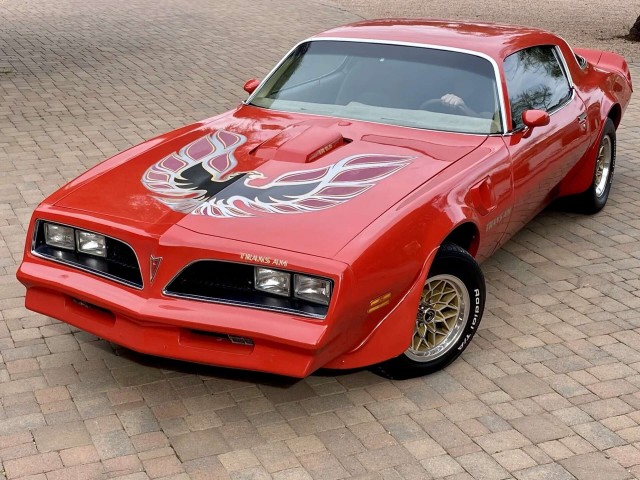 1977 Pontiac Firebird Trans Am Y82. Автопятница №147