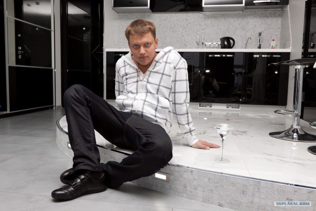 Полиция обстреляла "Порше" с номерами 666 в Москве