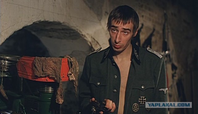 В Великобритании полиция обнаружила склад оружия в доме умершего мужчины