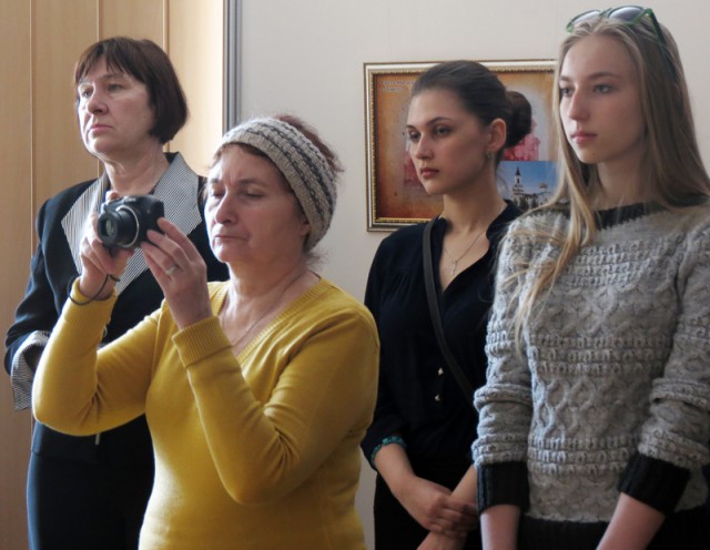 Две стороны одной войны. Мирная жизнь Донбасса
