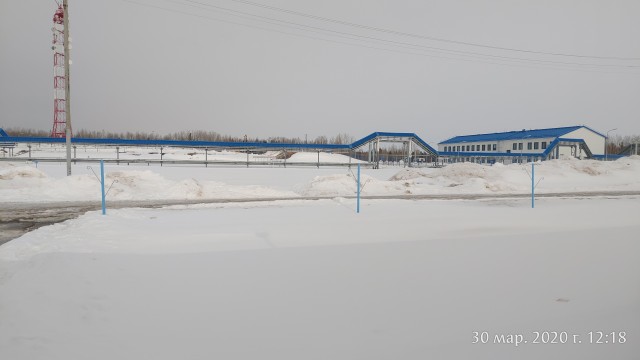 Давайте фото у кого какой вид из окна на оживленные улицы городов в настоящий момент