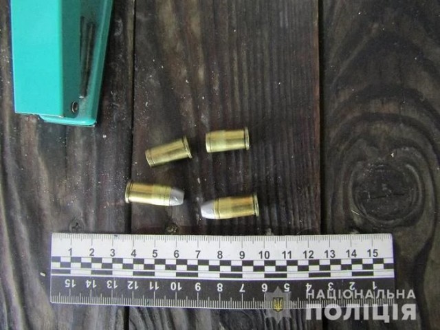 В Запорожье хозяин магазина расстрелял дебоширов громивших его магазин: будут судить за превышение самообороны