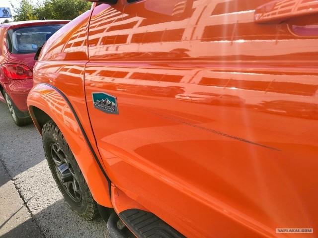 О незнакомой девушке, ее пежо и и царапине на УАЗ