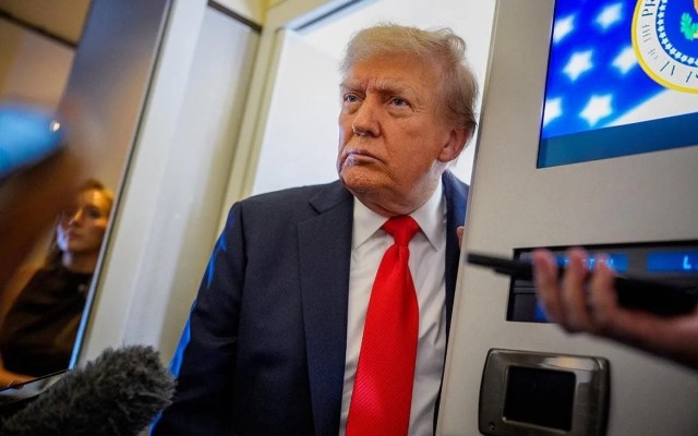Трамп заявил, что представители Ирана позвонили ему с просьбой заключить сделку после ударов ВС США по территории страны