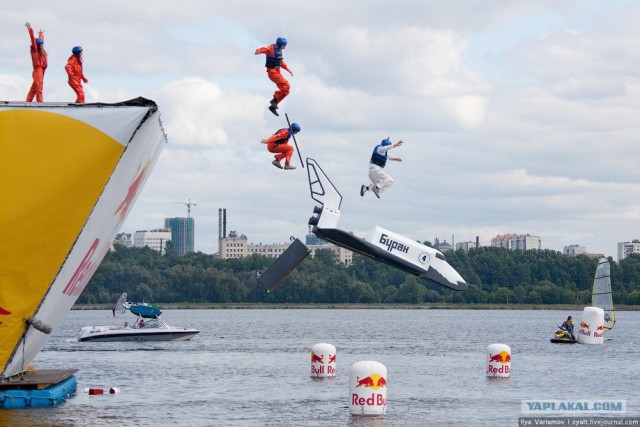 Горячий репортаж с Red Bull Flugtag`a