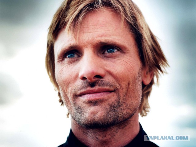 Фото актеров и музыкантов, из которых харизма плещет через край