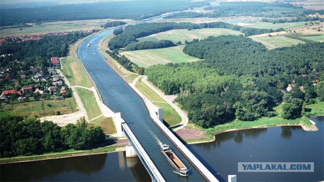 Реки Велна и Нельба пересекаются под прямым углом и не смешиваются