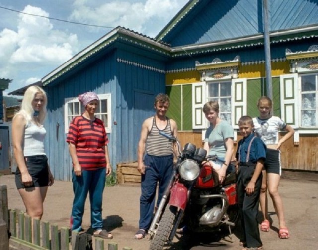 Привет из 90-х