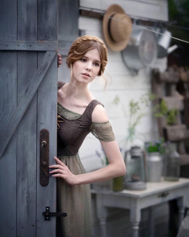 Девушки на спорте и около него!