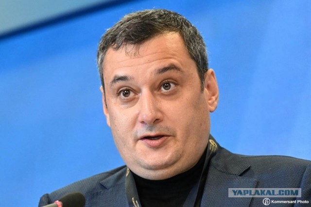 Госдума приняла закон о запрете пропаганды ЛГБТ, педофилии и смены пола в рекламе, книгах, кино и СМИ