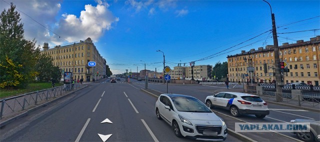 Я ехала налево, а ты поворачивал прямо