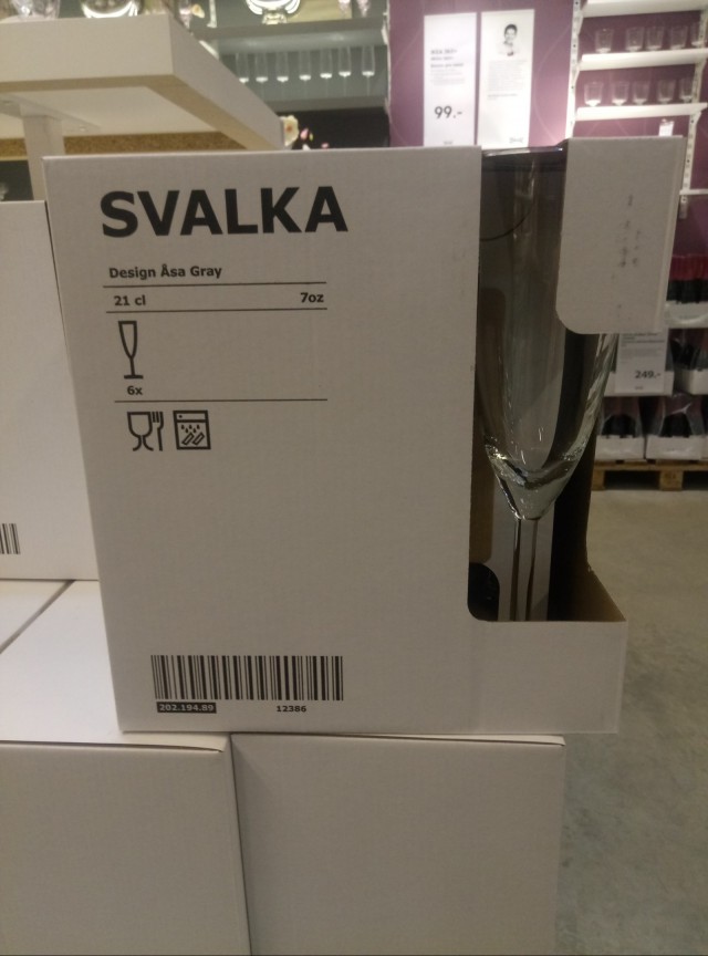 Россияне назвали IKEA брендом, возвращения которого ждут больше всего.