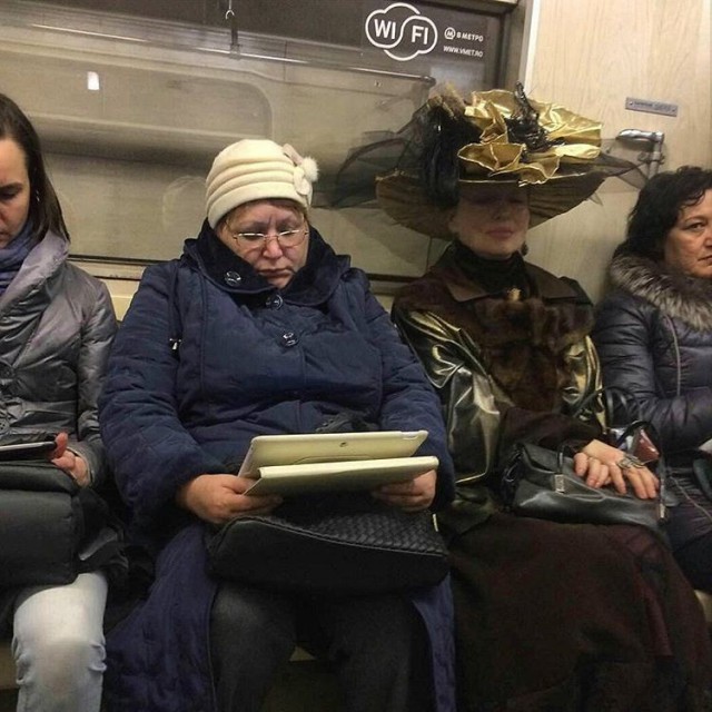 Модники из российского метрополитена