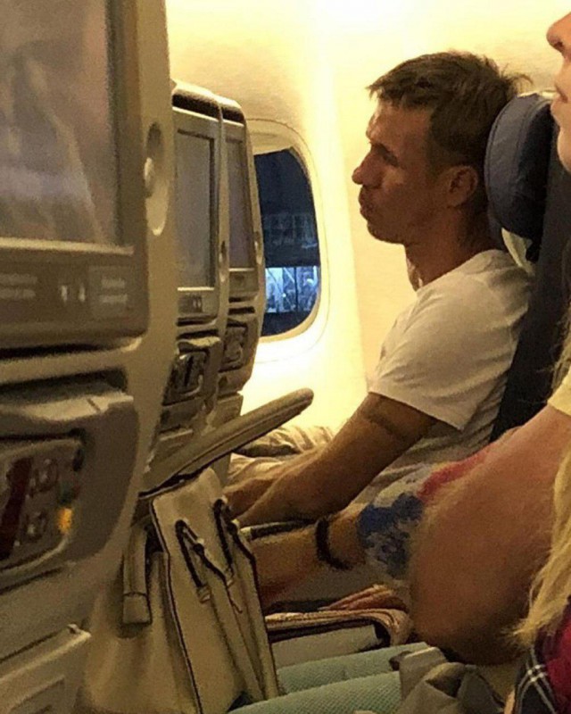 Актер Алексей Панин устроил дебош на борту самолета Симферополь – Москва