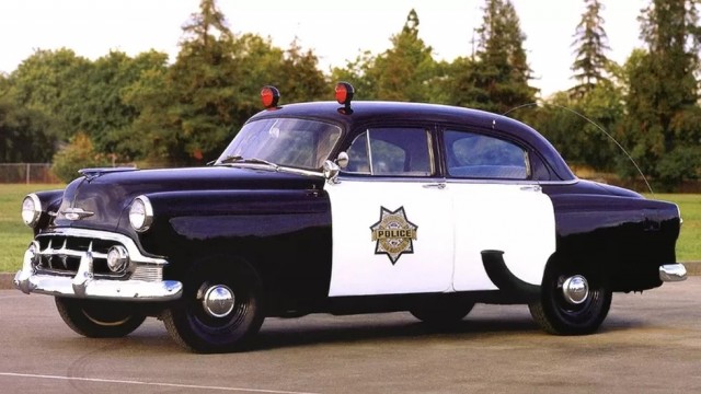 Интерцепторы: прошлое и настоящее полицейских автомобилей США