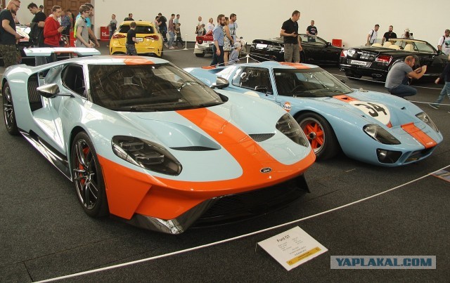 Lamborghini Miura / Ford GT в 43 масштабе