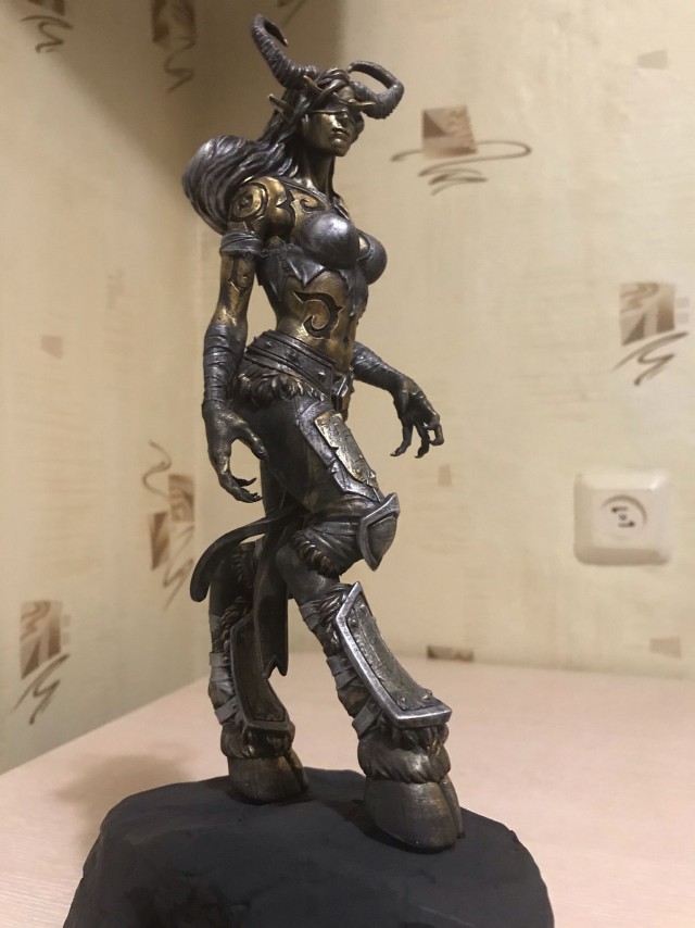 Warlord Titan. Сервиторим потихоньку