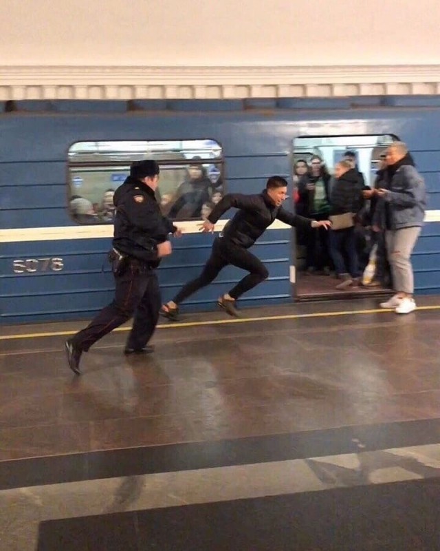 Про сотрудников полиции метрополитена. И не только.