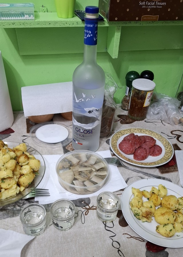 Всем хорошего вечера пятницы!