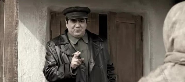 Что, что... Расстреляли меня, внучек.