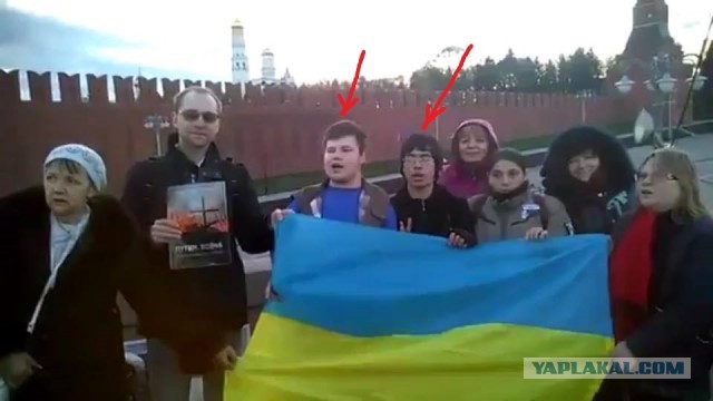 "Её зовут Оля и ей 17 лет"