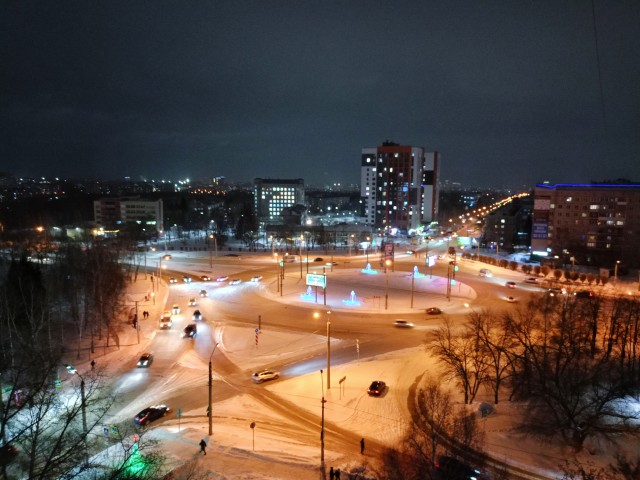 За окном