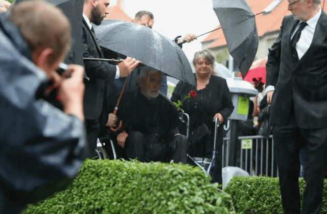 "Спасибо за 45 лет счастья" - последние слова самой красивой Золушки мира