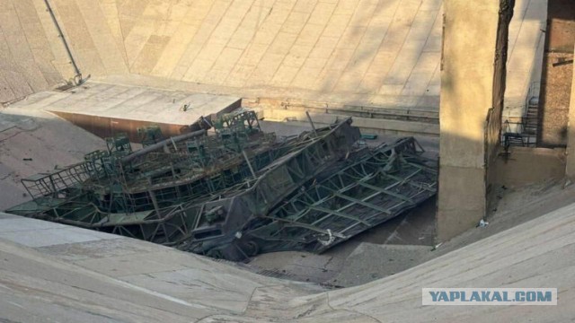 Замки перекрыли дорогу в космос: первые версии аварии на Байконуре.