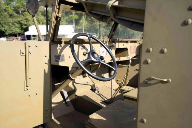 1942 White M3A1 Scout Car. Автопятница №140
