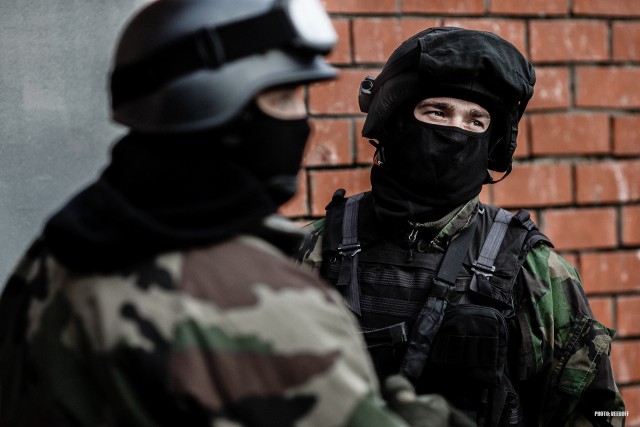 Тренировка спецов перед показательными учениями